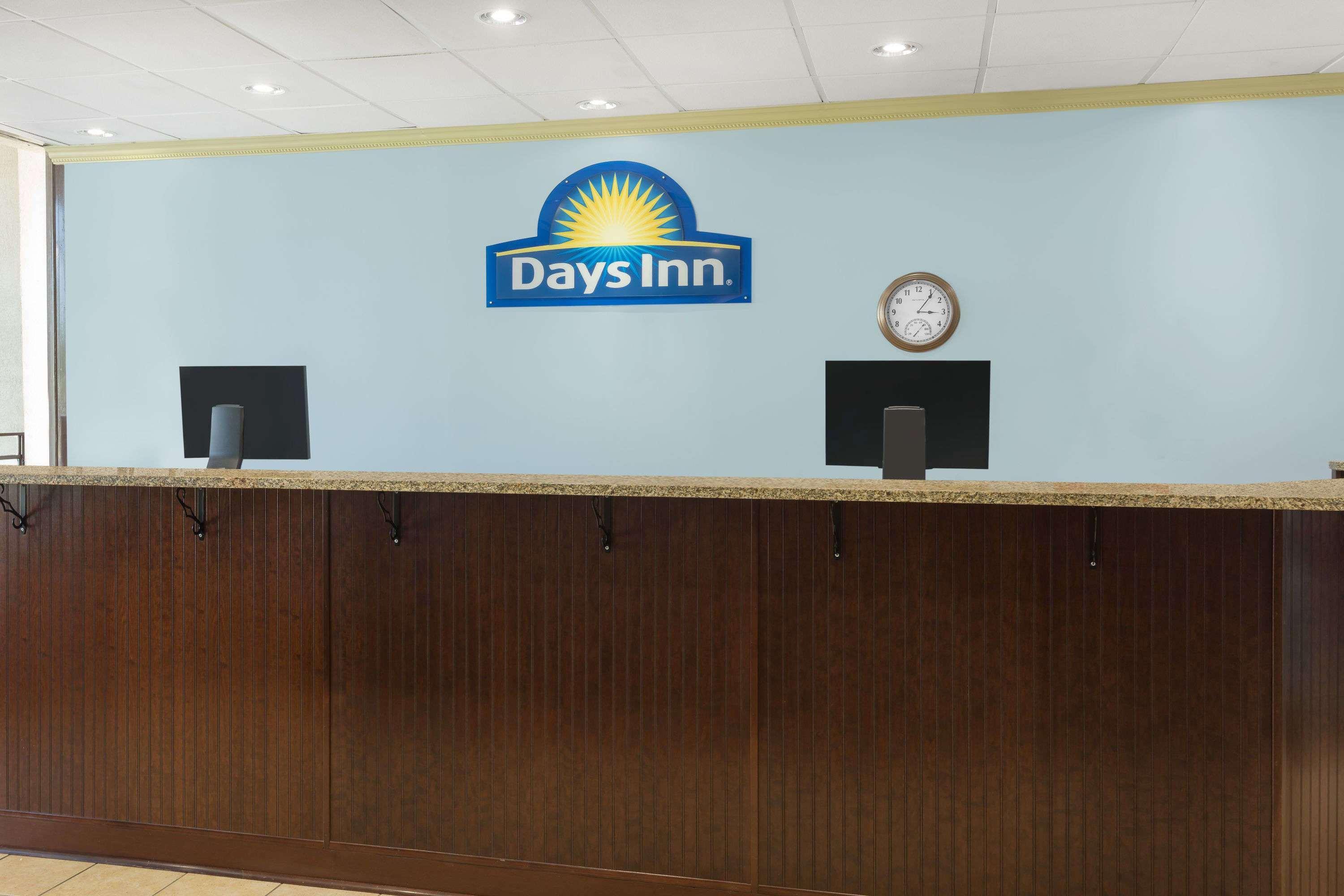 Days Inn By Wyndham Mt Pleasant-Charleston-Patriots Point Exteriör bild